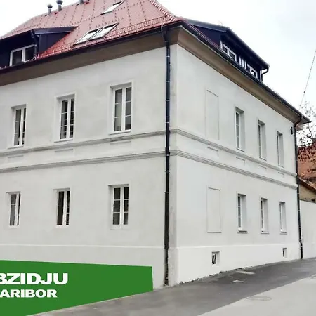 Bajta Na Obzidju *